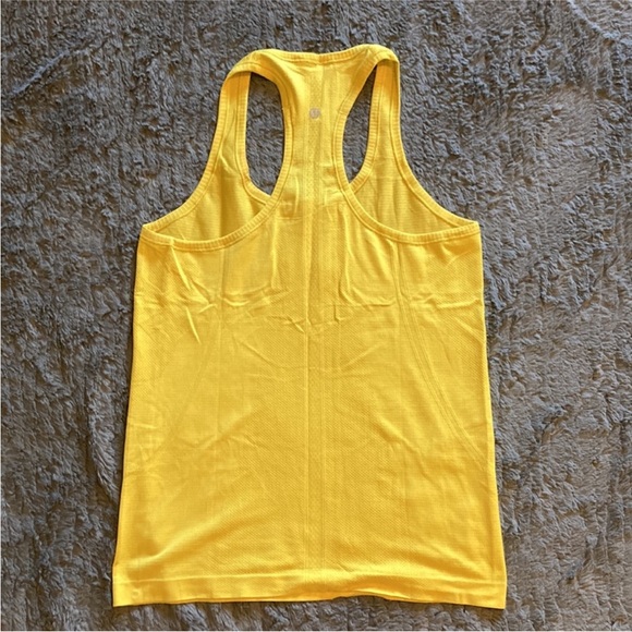 NWOT Lululemon Swiftly Tech Racerback Tank - Picture 2 of 6